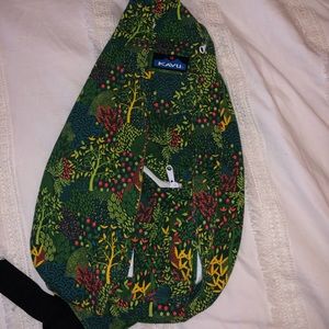 KAVU OVER THE SHOULDER BAG